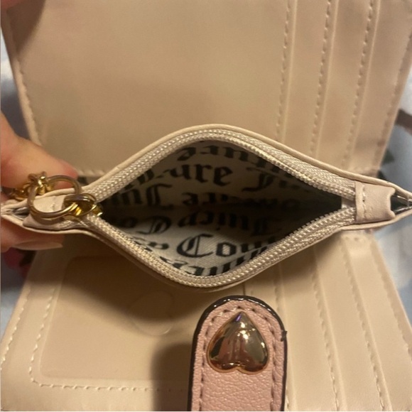 JUICY COUTURE Wallet w/Charm, NWT - Picture 4 of 9